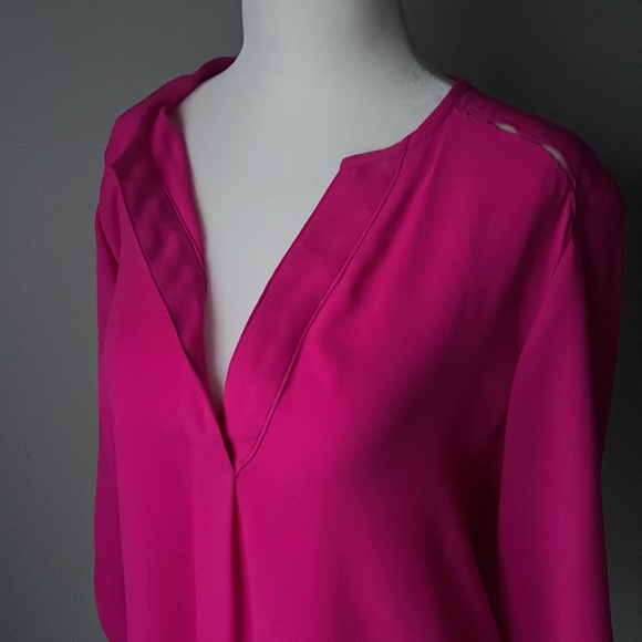 💕dynamite pink blouse - Picture 2 of 9